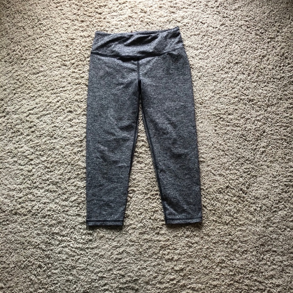 Victoria’s Secret VSX Sport Knockout Workout Capri